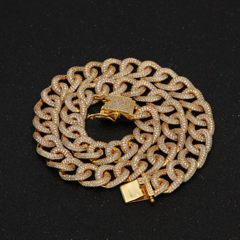 Cuban Chain in Yellow Gold